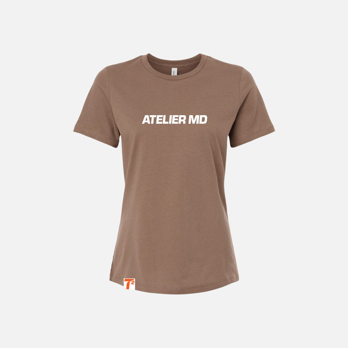 T-shirt à manches courtes Bella + Canvas 6400 en brun, tissu confortable, vue de face sur fond neutre.