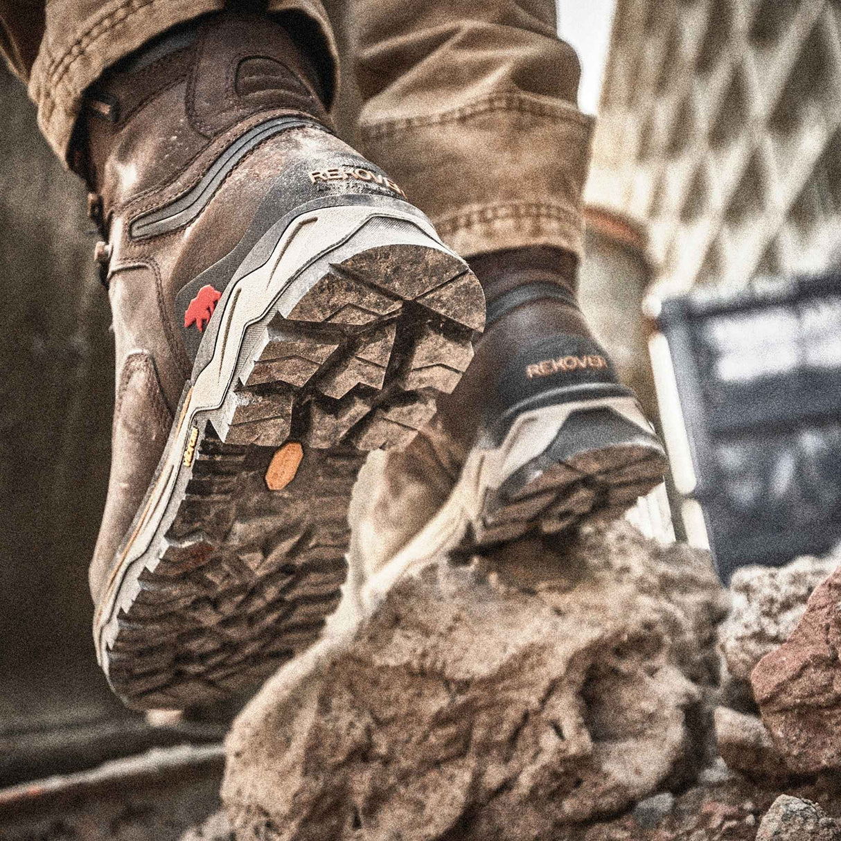 Botte-travail-Kodiak-1304DB-brun-lifestyle-1