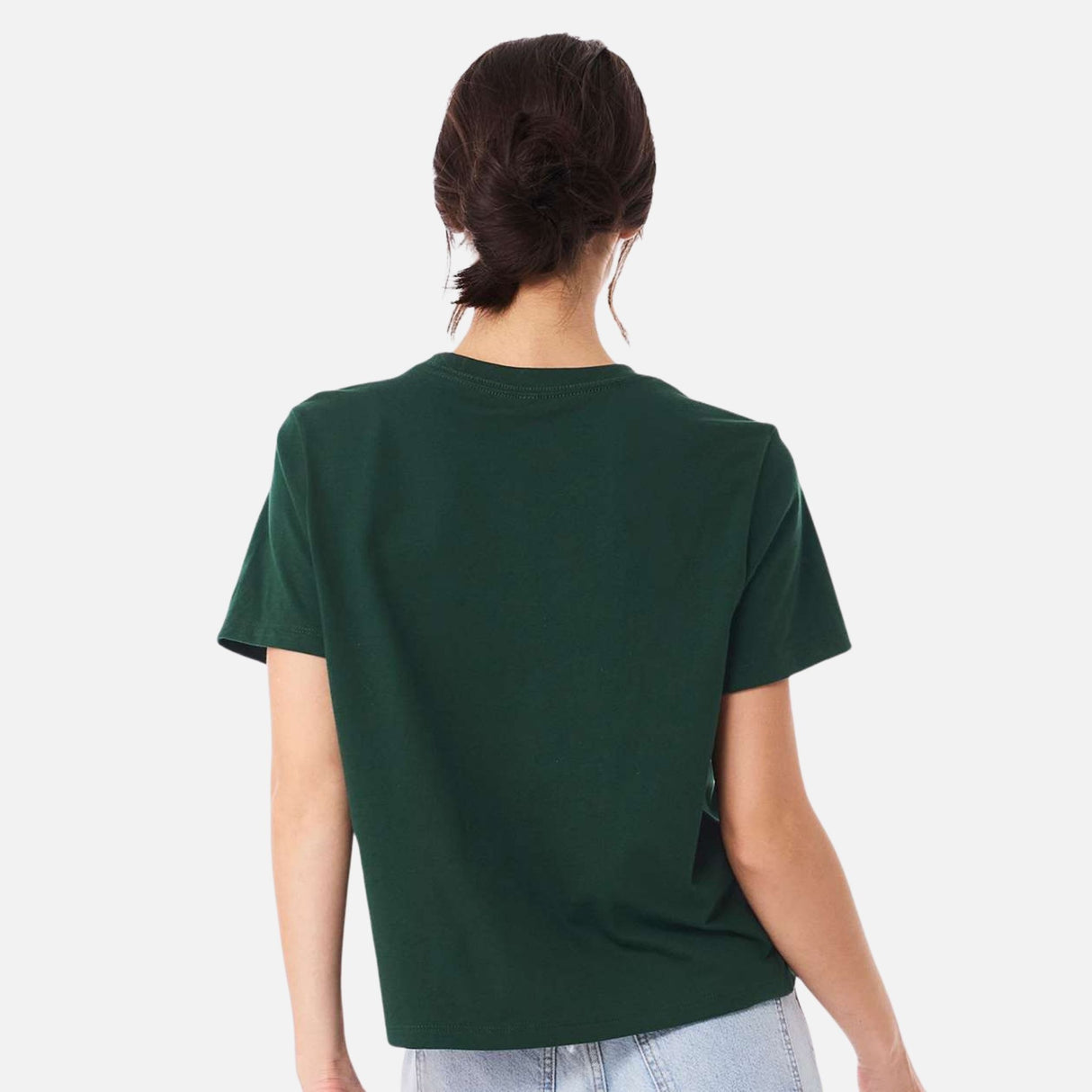 Chandail-manches-courtes-Bella-Canvas-S_S-6110-foret-derrière-mannequin