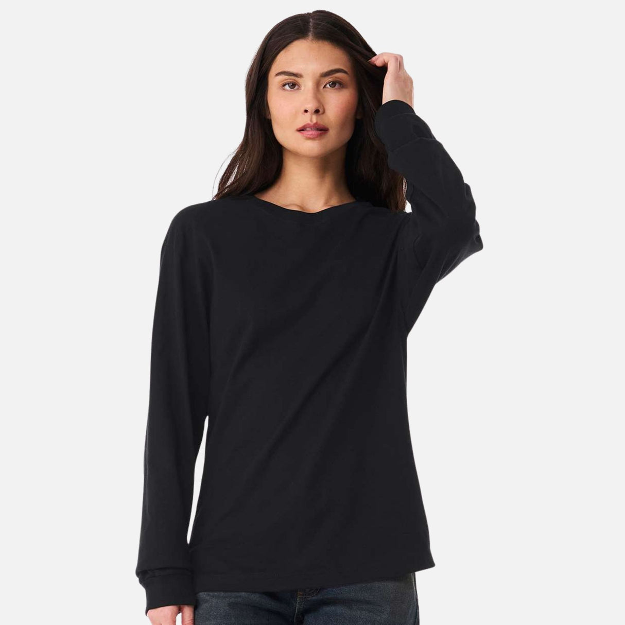 T-shirt manches longues noir Bella + Canvas 3511 TD, style vintage, tissu doux, porté sur mannequin.
