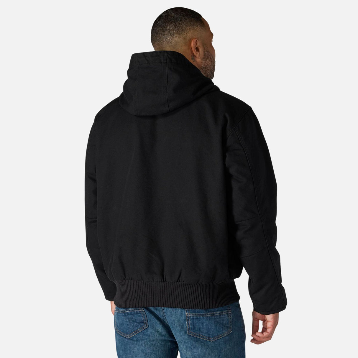 Manteau-isolant-Carhartt-104050blk-noir-derrière-mannequin