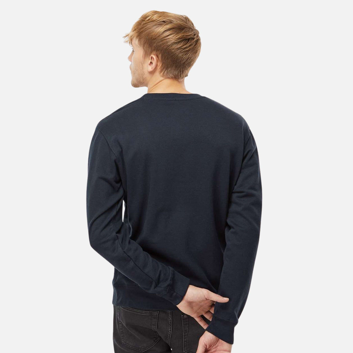 Pull en molleton à col rond mi-léger de la marque Independent Trading Co., couleur marine, doux et confortable.