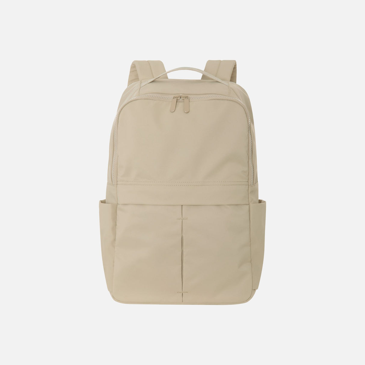 Sac à dos Koi 22 L en Sahara avec look moderne, pochettes pratiques et design élégant, idéal pour l'organisation quotidienne.