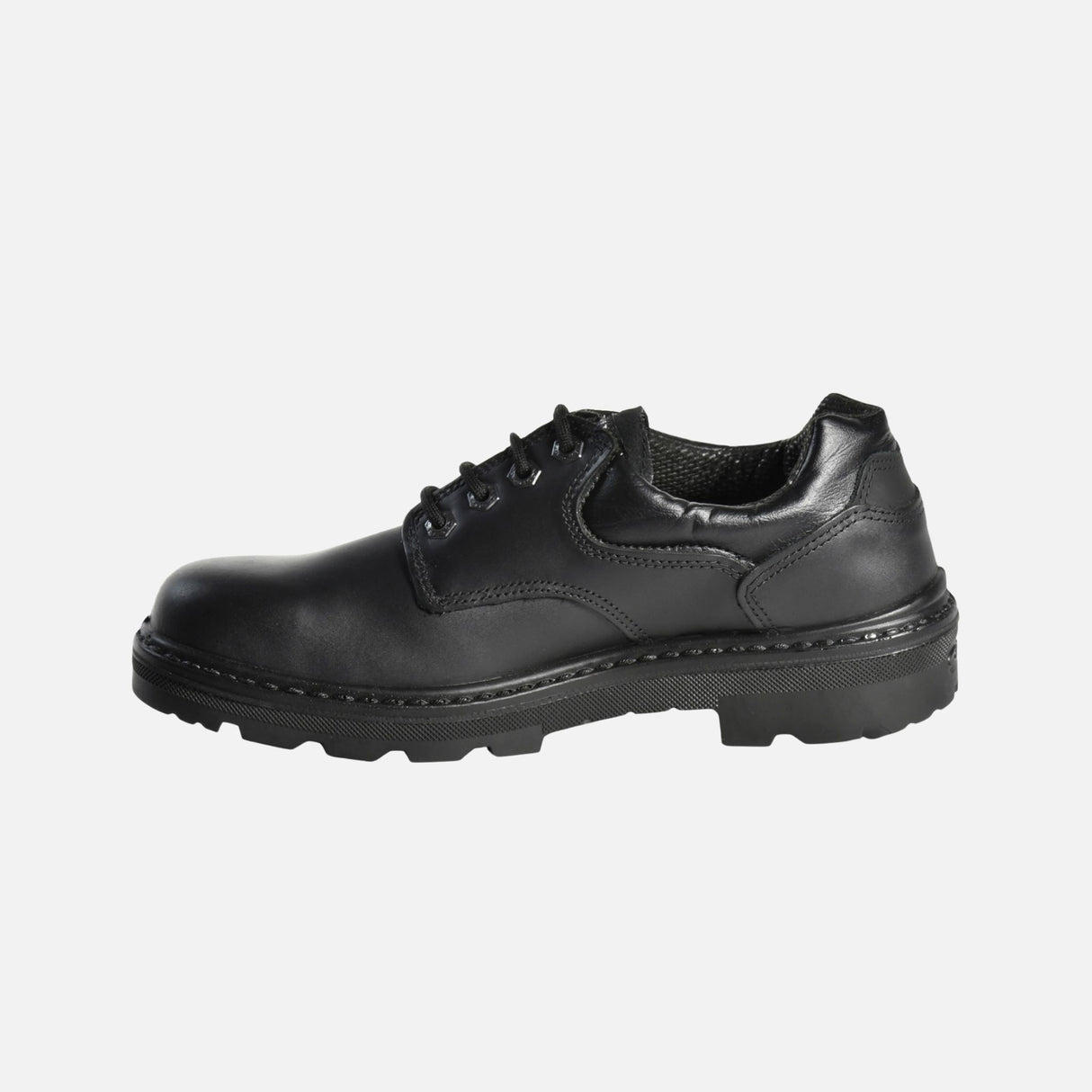 Souliers de travail en cuir noir Cofra, souliers robustes pour confort et protection au quotidien.