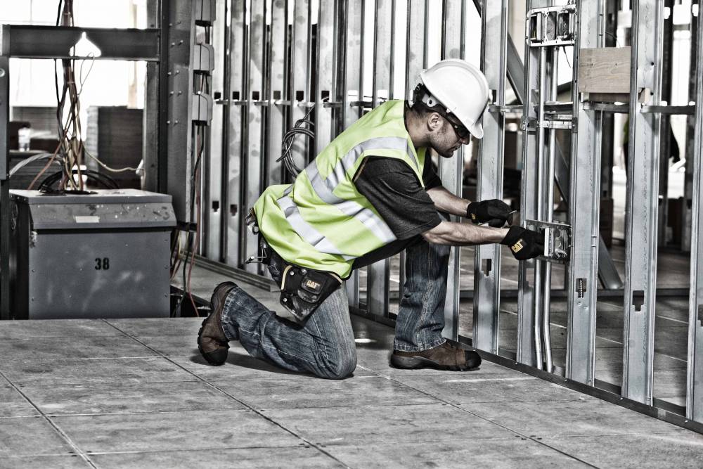 Quels vêtements de haute visibilité porter selon la norme CSA Z96-F15 ?