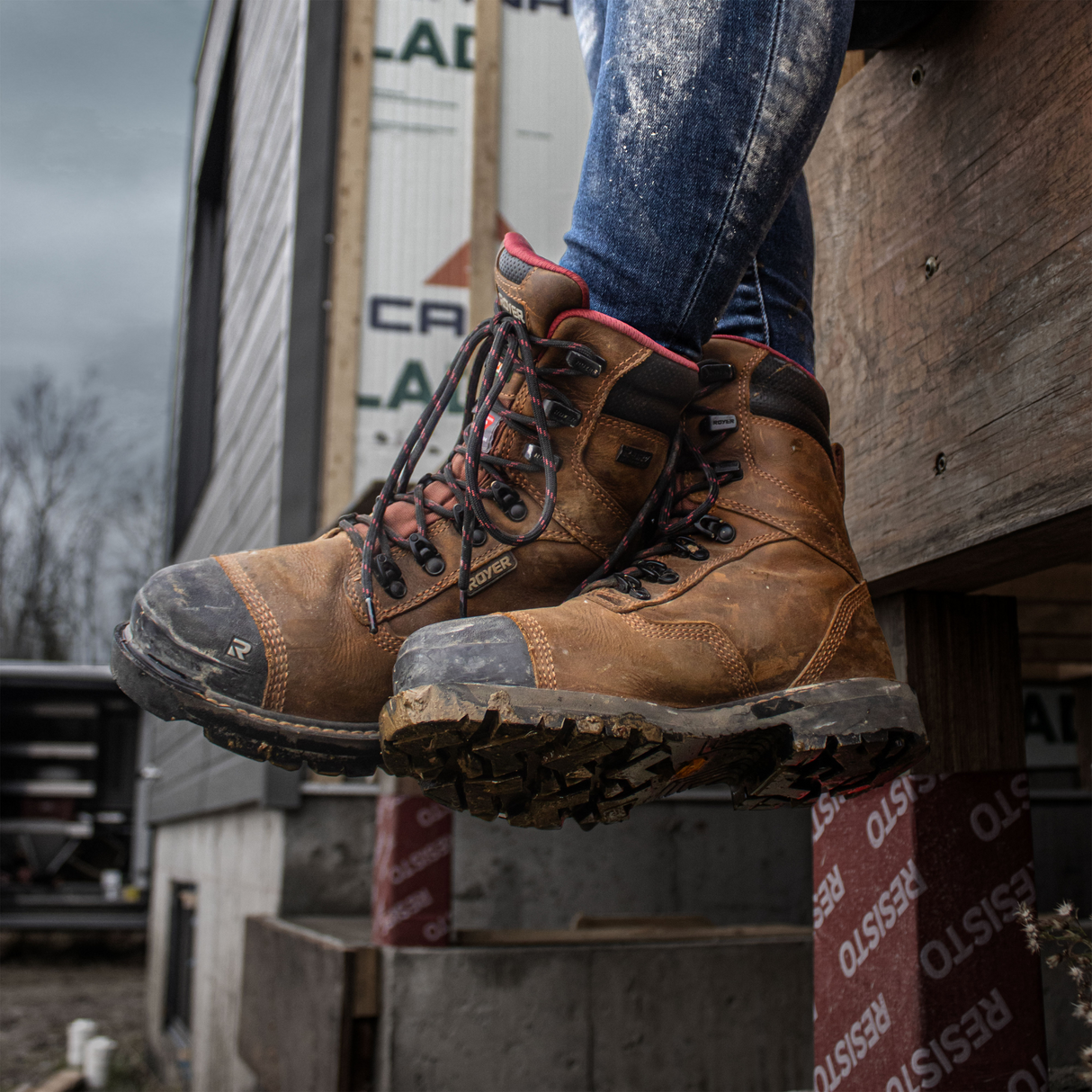 Bottes-travail-Royer-4920RT-brun-lifestyle-1