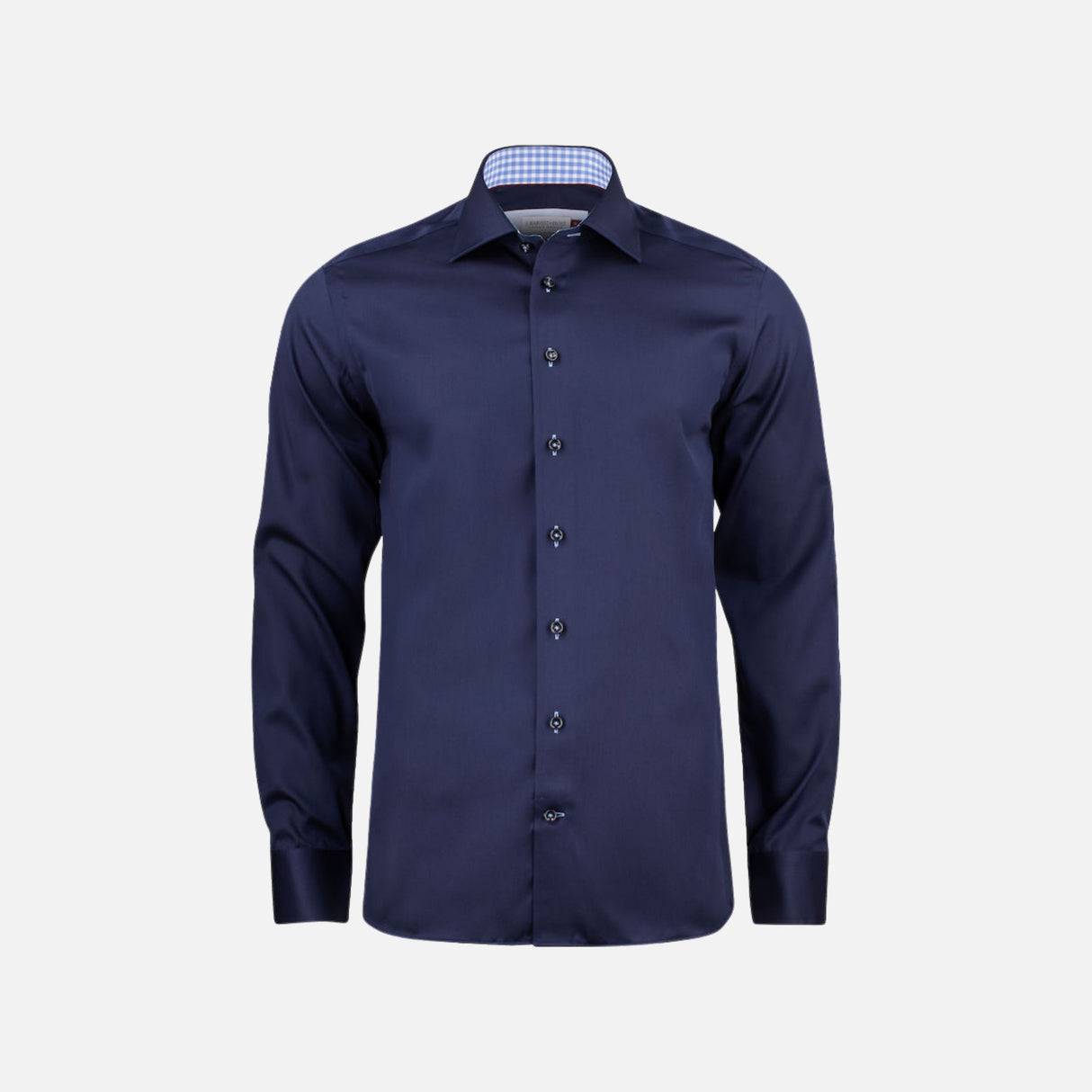 Chemise à manches longues James Harvest marine pour homme, tissu élégant, col classique, détails soignés.