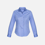 Chemise à manches longues pour femme Biz, modèle S522LL, en tissu bleu, élégante et confortable pour un style professionnel.