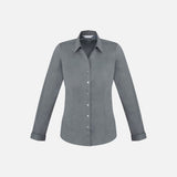 Chemise manches longues pour femme Biz Monaco, gris, en tissu léger, ajustée avec col classique, vue de face.
