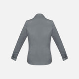 Chemise manches longues pour femme Biz Monaco en gris, vêtement élégant en coton avec col classique et boutons.