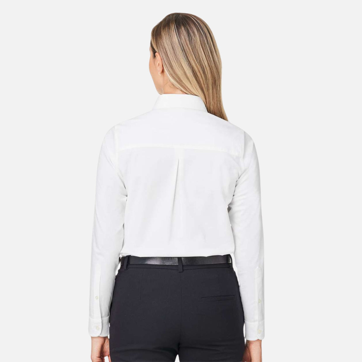 Chemise-manches-longues-femme-DG505W-blanc-derriere-mannequin