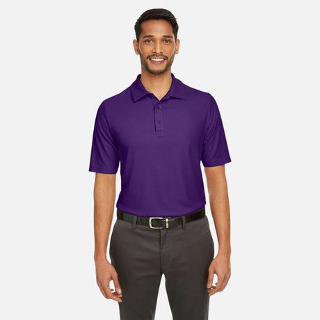 Polo Fusion ChromaSoft Core365, vêtement polo pour le corps, couleur vive, détail du tissu et design moderne visible sur l'image.