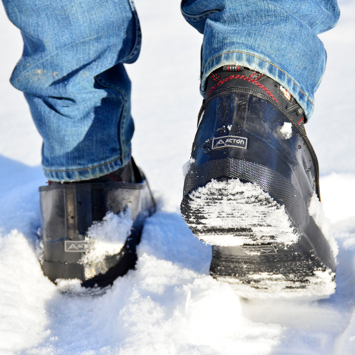 Couvre-chaussures-caoutchouc-Acton-1305B11-noir-lifestyle-2