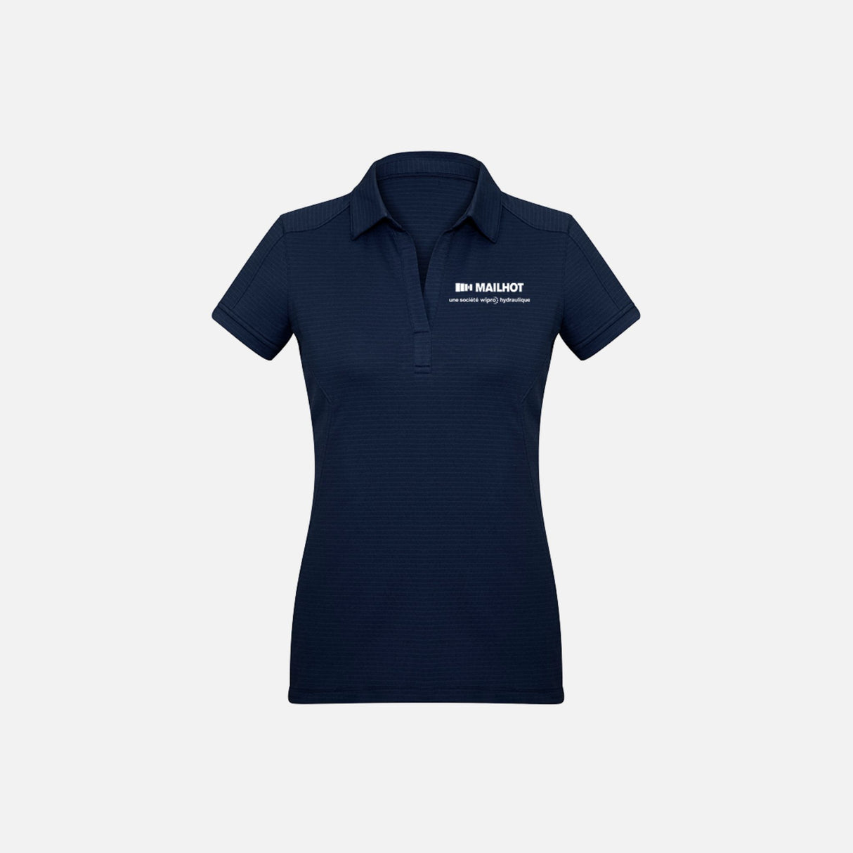 Polo à manches courtes pour femme de marque Biz, modèle P706LS, en tissu marine, porté par une femme.