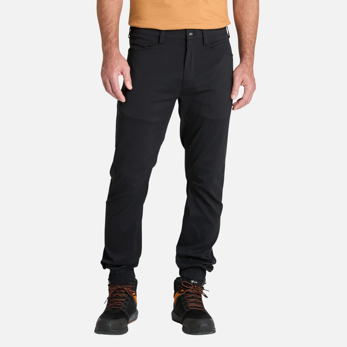 Pantalon-travail-Timberland-A55RQ-noir-devant-mannequin