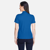 Polo pour femme Core365 Performance Origin en tissu léger de couleur bleue royal, col classique et logo sur la poitrine.