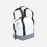Sac isotherme Stormtech Oasis pour 24 canettes, blanc, accessoire pratique pour garder les boissons fraîches et faciles à transporter.