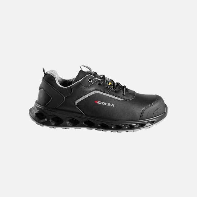 Chaussures de sécurité en cuir Cofra avec embout composite, semelle antifatigue, souliers de travail noirs, confort et protection.