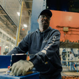 Sweat-a-capuche-Carharrt-k288-026-lifestyle-2