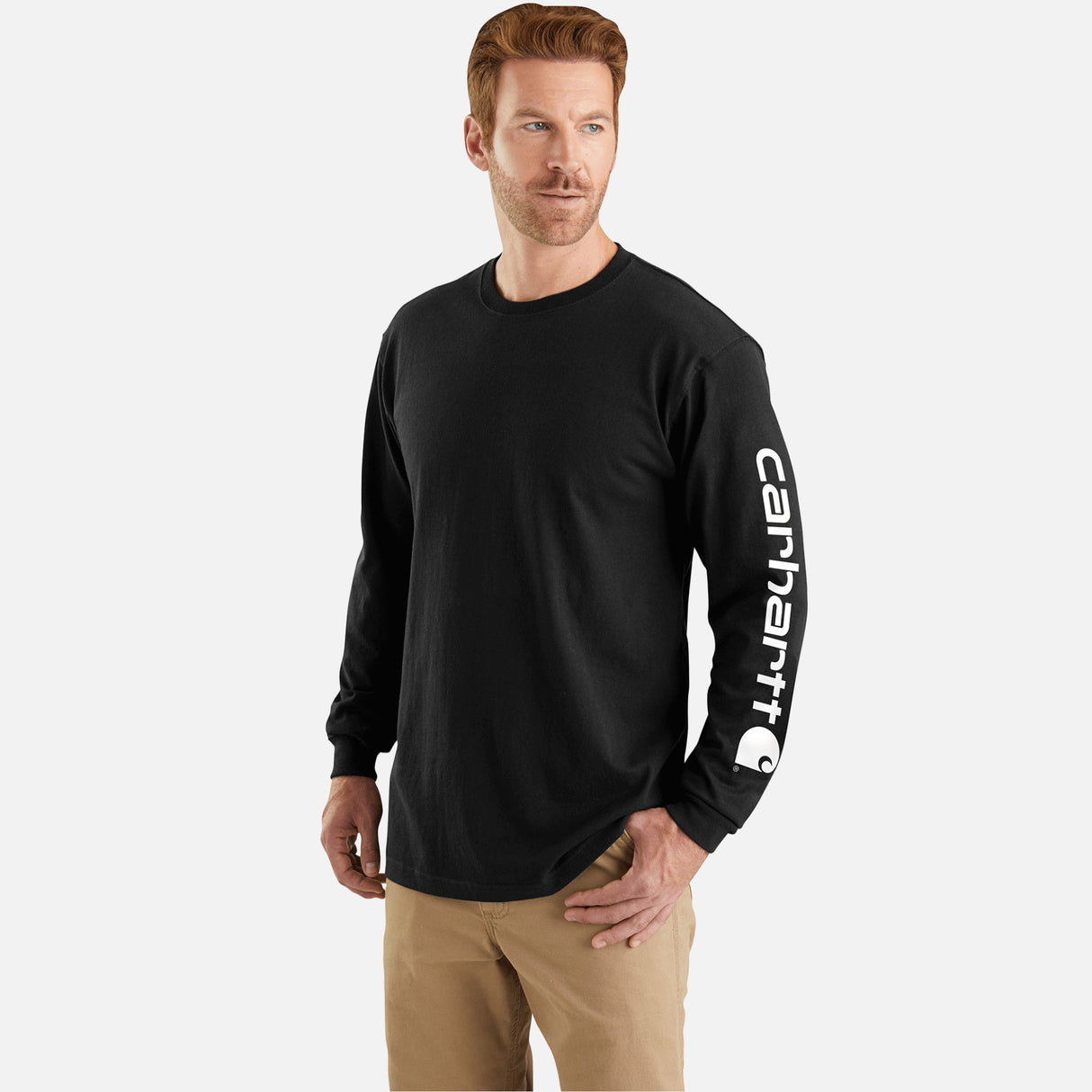 T-shirt-a-manches-longues-Carhartt-K231-noir-devant-mannequin