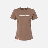 T-shirt à manches courtes Bella + Canvas 6400 en brun, tissu confortable, porté sur mannequin, vue de face.