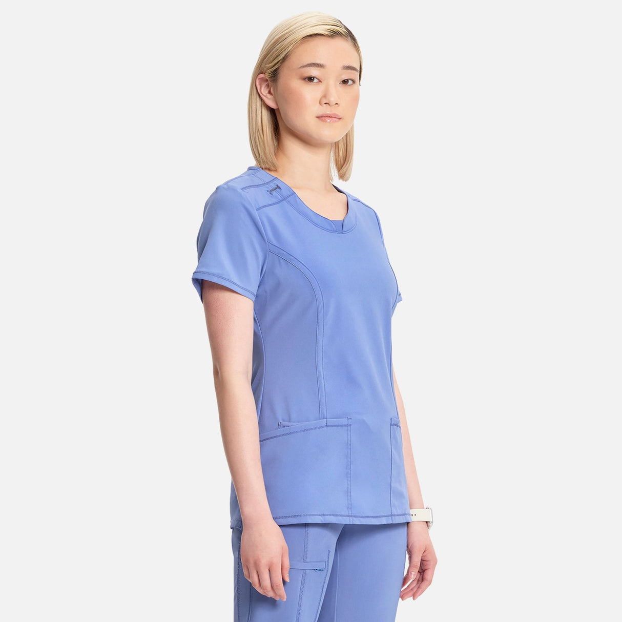 Uniforme-col-rond-Cherokee-2624A-bleu-ciel-3/4-mannequin